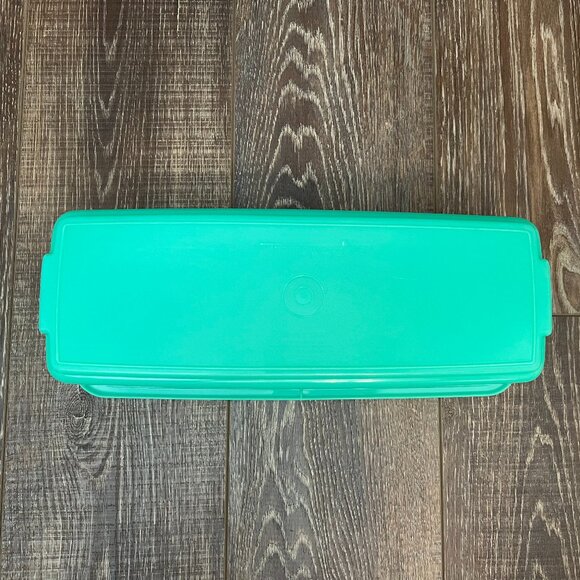 Vintage Tupperware Jadeite Green Celery/Vegetable Keeper - Picture 12 of 16